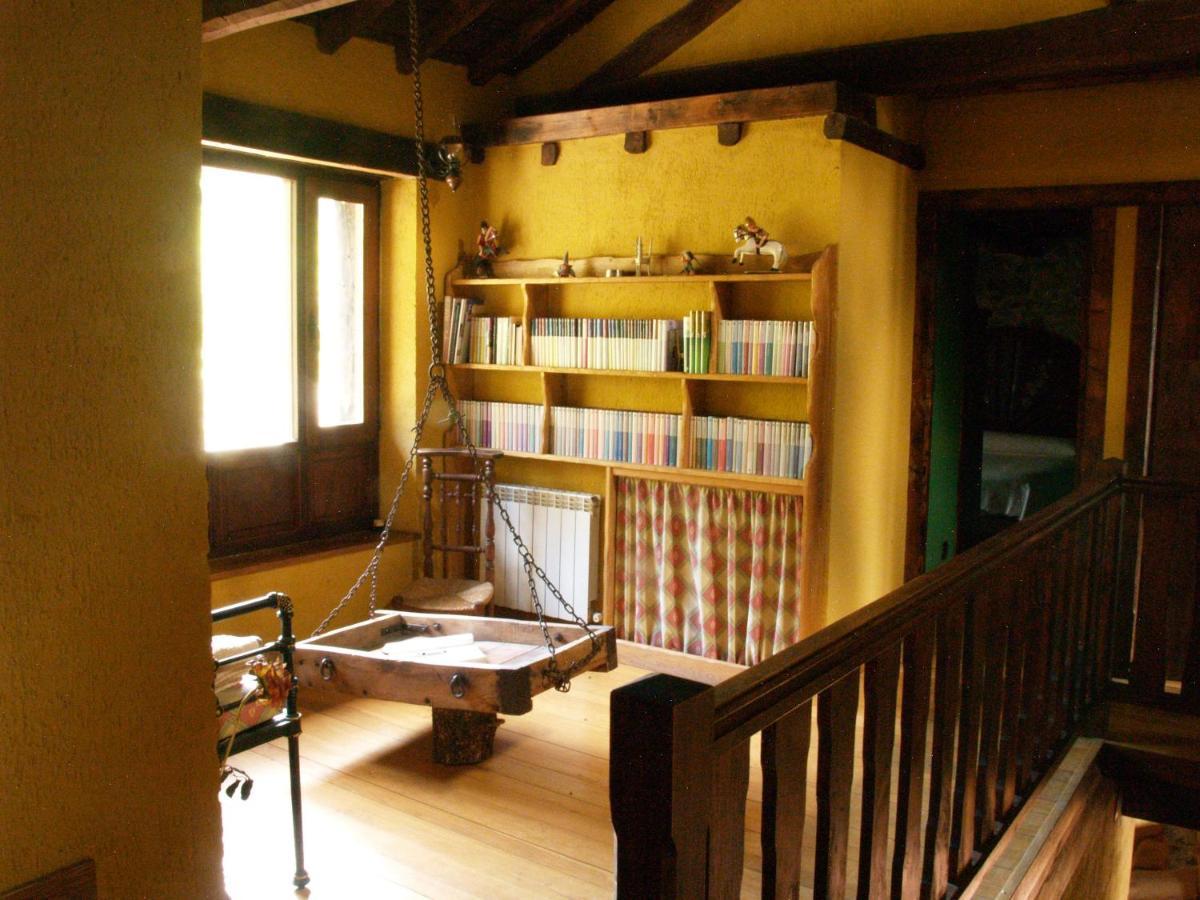 Casa Rural La Catedral De La Montana Konuk evi Lois Dış mekan fotoğraf