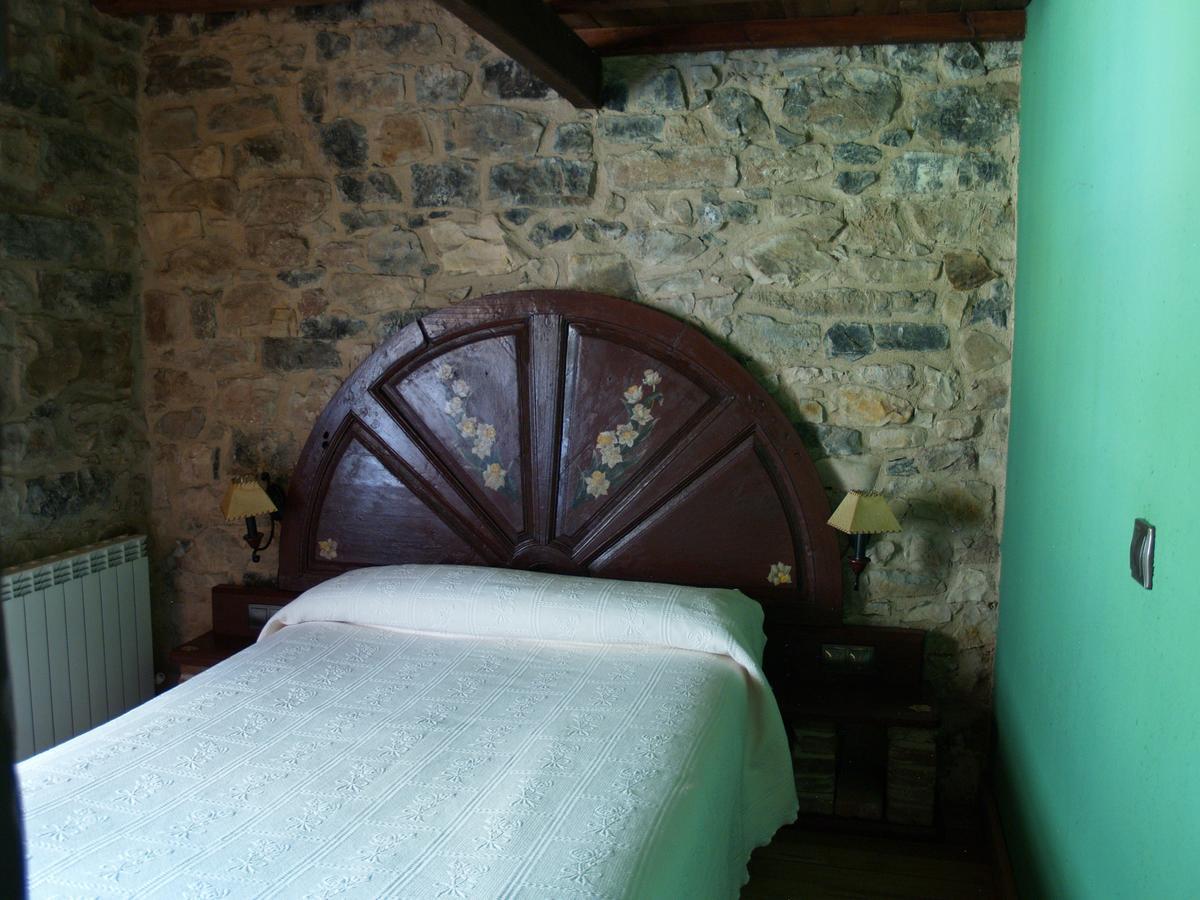 Casa Rural La Catedral De La Montana Konuk evi Lois Dış mekan fotoğraf