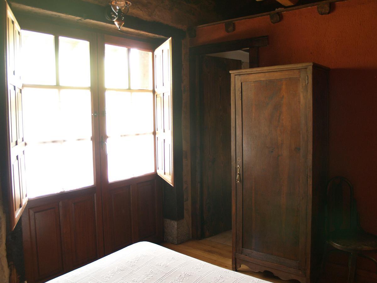 Casa Rural La Catedral De La Montana Konuk evi Lois Dış mekan fotoğraf